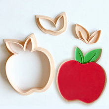 Load image into Gallery viewer, Apple Cutter Set (Little Biskut)